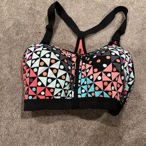 VSX Victoria’s Secret sports bra